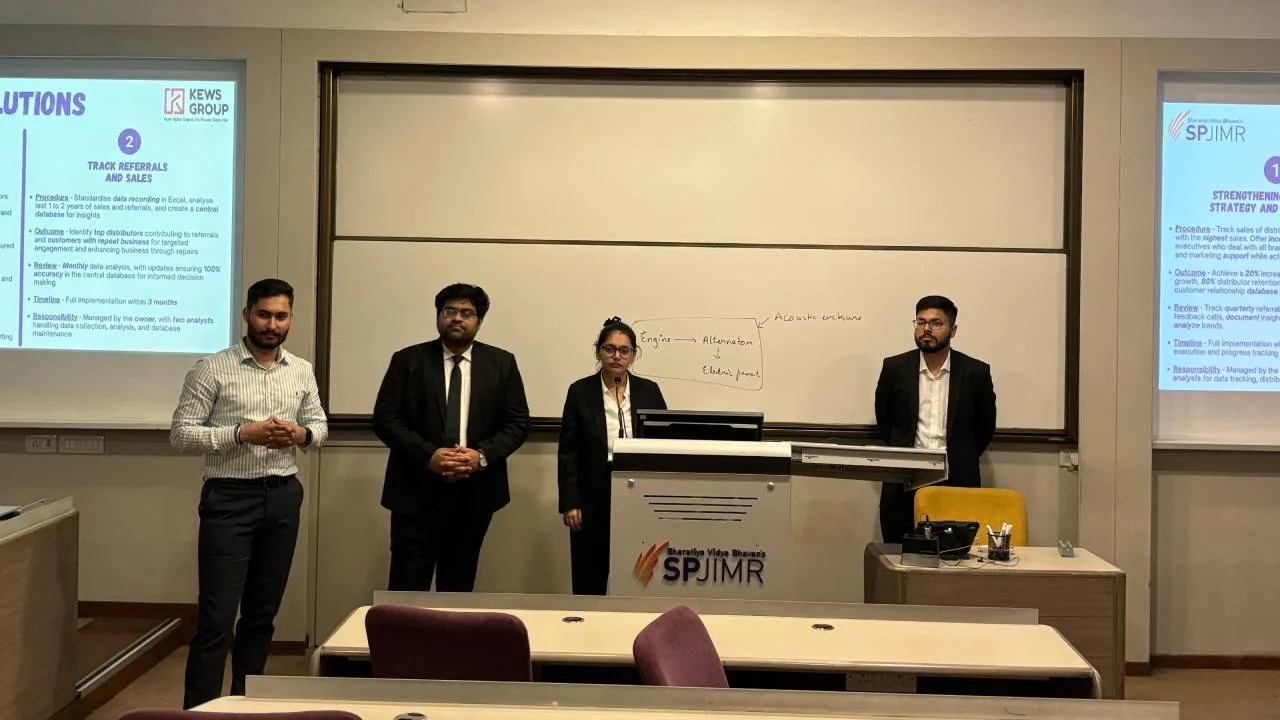 Participants of PGDM and FMB presenting during Confluence 2025 at SPJIMR.