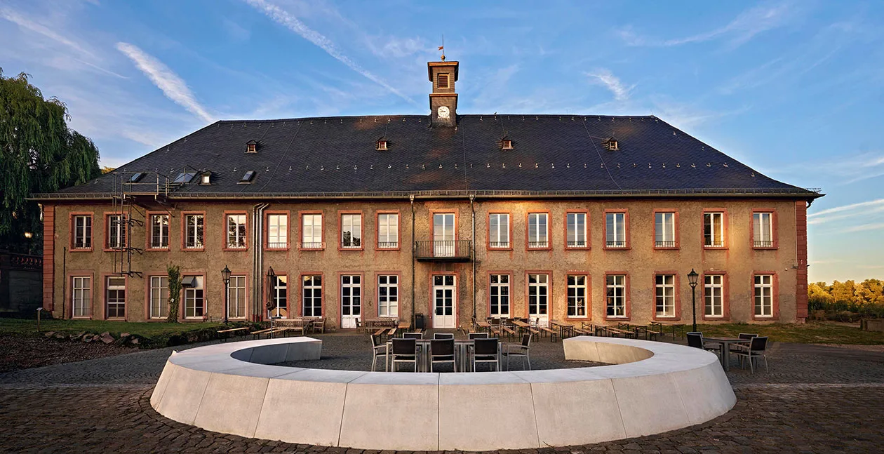 SPJIMR GMP partner school EBS Universitat, Germany, focuses on cultivating agile and innovative leaders ready to tackle tomorrow's challenges.