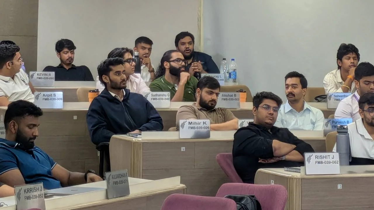 Developing next-gen leadership through peer-to-peer learning