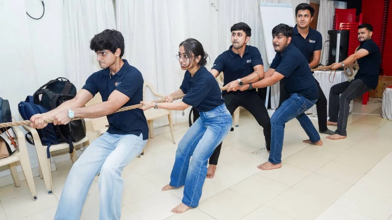 PGPFMB batch 38 shows sheer camaraderie at the Dhanda fest