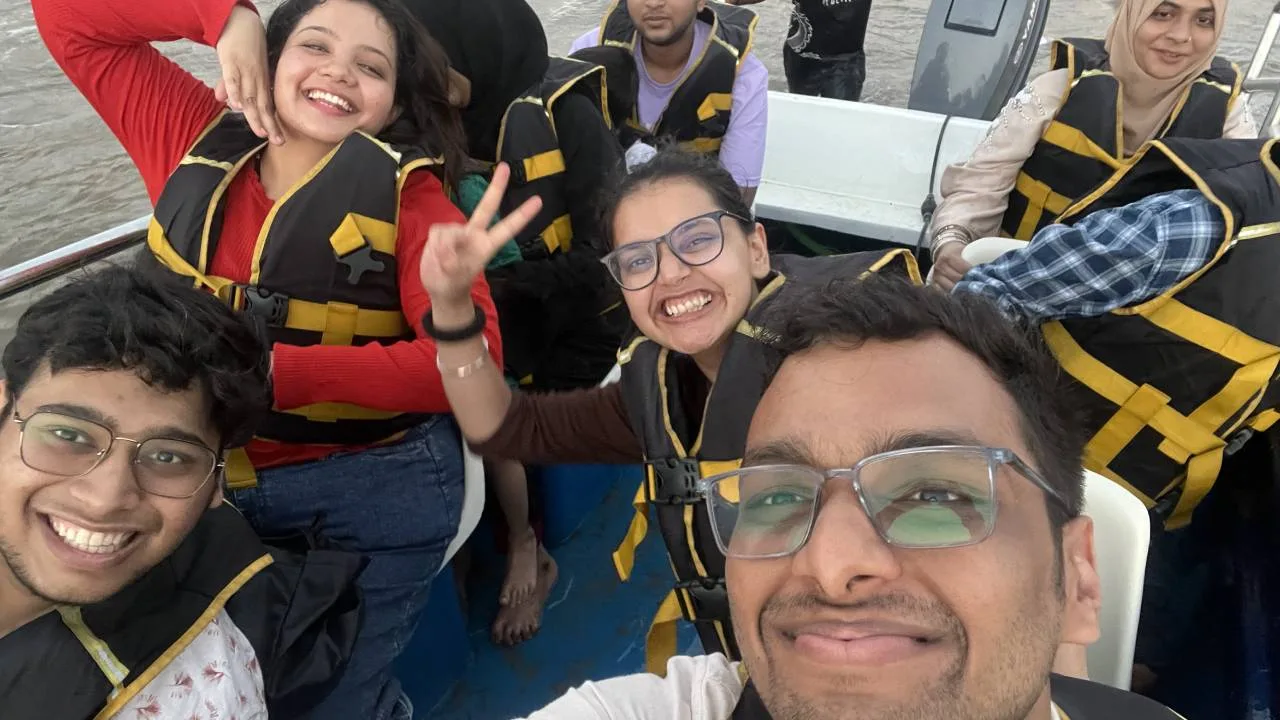 Plans and plot twists: One MBA Journey from the experimental batch Plans and plot twists: One MBA Journey from the experimental batch