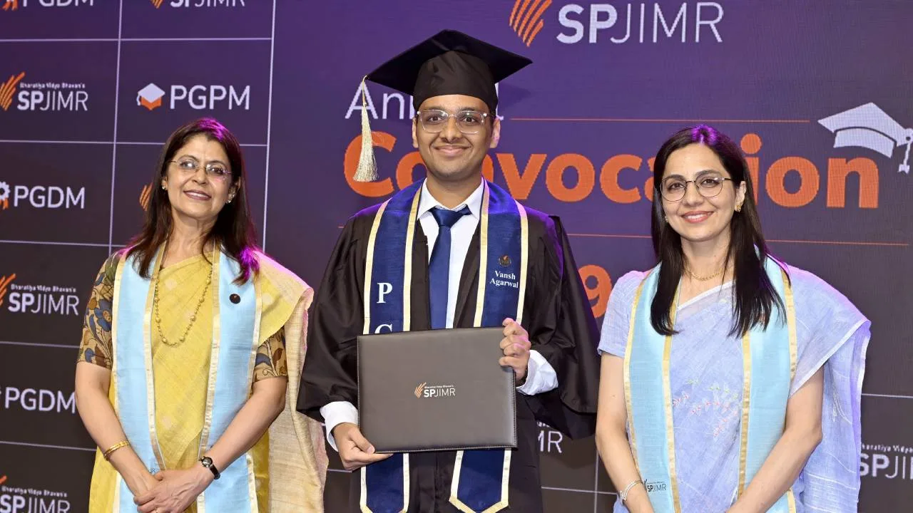 Plans and plot twists: One MBA Journey from the experimental batch Plans and plot twists: One MBA Journey from the experimental batch