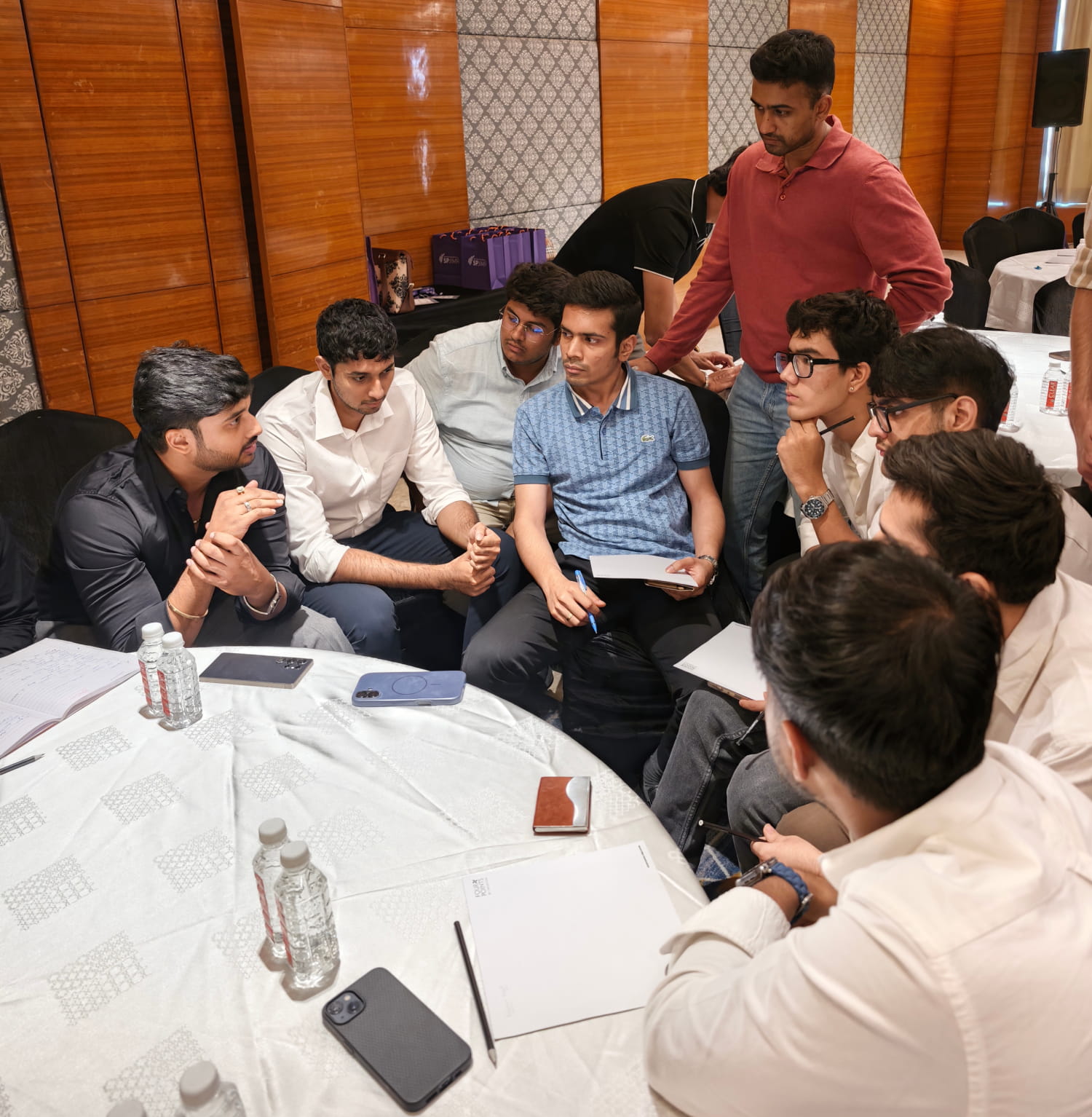 Build a management perspective alongside business experience