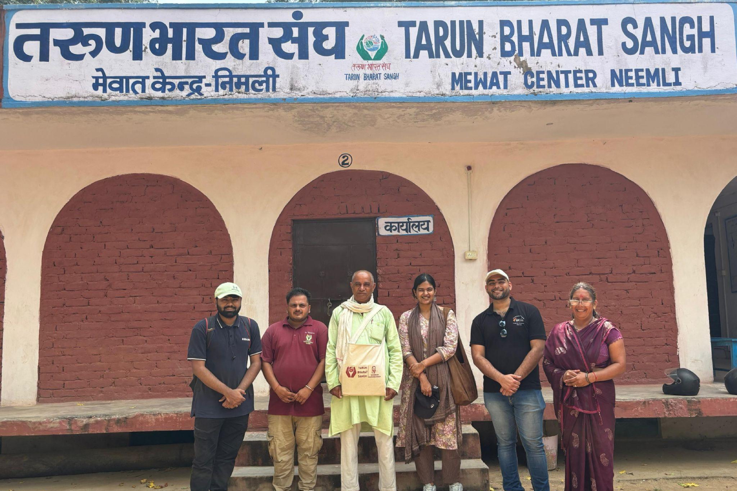 SPJIMR DoCC students working with Tarun Bharat Sangh on rural development and community engagement