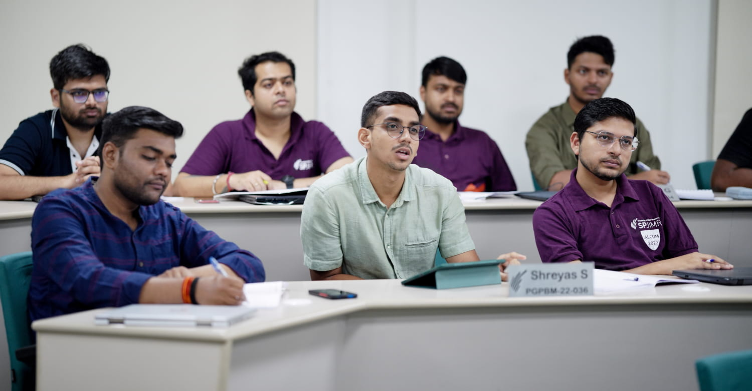 Students participating in the SPJIMR PGDM programme combining classroom learning and immersive experiences Students participating in the SPJIMR PGDM programme combining classroom learning and immersive experiences
